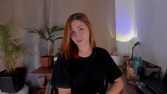 Snapshot of AmaruBloom chatting on February 2026 05:58:02 AM AmaruBloom online show from February 2026 05:58:02 AM