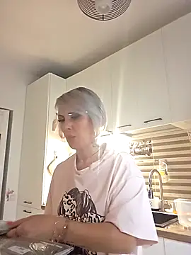 Snapshot of KirraWhite chatting on October 2025 04:41:02 PM KirraWhite online show from October 2025 04:41:02 PM