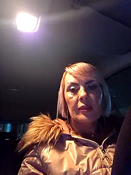 Snapshot of KirraWhite chatting on November 2025 05:16:01 PM KirraWhite online show from November 2025 05:16:01 PM