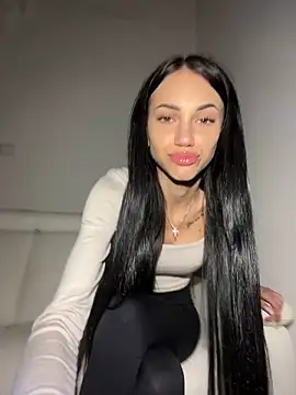 ilariea girl online show from October 2025 08:28:01 PM