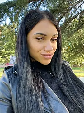 ilariea girl online show from October 2025 02:14:01 PM