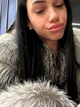 ilariea girl online show from January 2026 05:39:01 PM