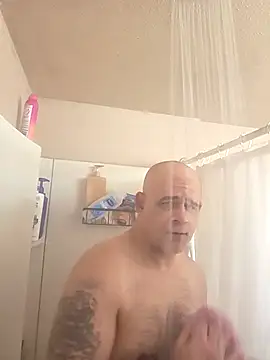 DeeBestEver online show from February 2026 05:13:02 PM