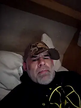 DeeBestEver online show from April 2026 06:05:01 PM