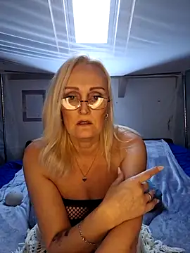 Jenny Blum online show from December 2025 01:42:01 PM