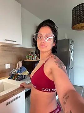 Snapshot of LaPetiteKim chatting on February 2026 12:57:02 PM LaPetiteKim online show from February 2026 12:57:02 PM