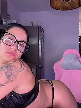 LaPetiteKim online show from March 2026 08:15:01 PM