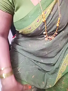 Snapshot of Tamil_Ammani chatting on December 2025 05:24:01 AM Tamil Ammani online show from December 2025 05:24:01 AM