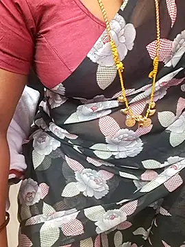 Snapshot of Tamil_Ammani chatting on January 2026 11:36:02 AM Tamil Ammani online show from January 2026 11:36:02 AM