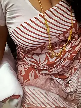 Snapshot of Tamil_Ammani chatting on January 2026 01:00:02 AM Tamil Ammani online show from January 2026 01:00:02 AM