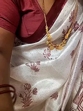 Snapshot of Tamil_Ammani chatting on February 2026 07:45:02 AM Tamil Ammani online show from February 2026 07:45:02 AM