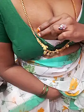 Snapshot of Tamil_Ammani chatting on February 2026 08:26:02 PM Tamil Ammani online show from February 2026 08:26:02 PM