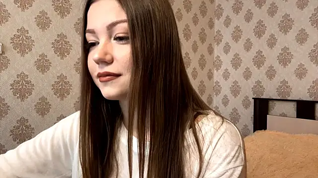 KissMeViolet online show from October 2025 03:39:02 AM