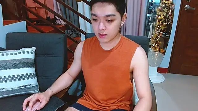 Snapshot of JayKarLo chatting on November 2025 01:23:01 PM JayKarLo online show from November 2025 01:23:01 PM