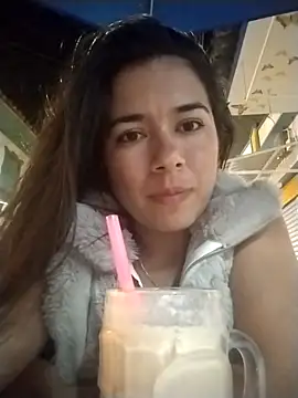 GabbyConner online show from October 2025 01:02:02 AM