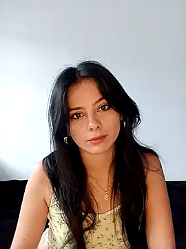 SaraMistick online show from October 2025 12:14:02 PM