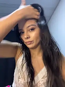 SaraMistick online show from November 2025 10:37:02 AM