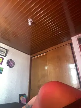 XxAntonellaxxx online show from February 2026 05:39:02 PM