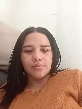 andrea smitth online show from October 2025 04:19:02 PM