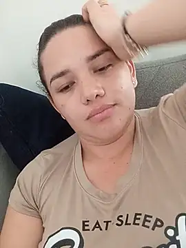 andrea smitth online show from October 2025 09:35:02 PM