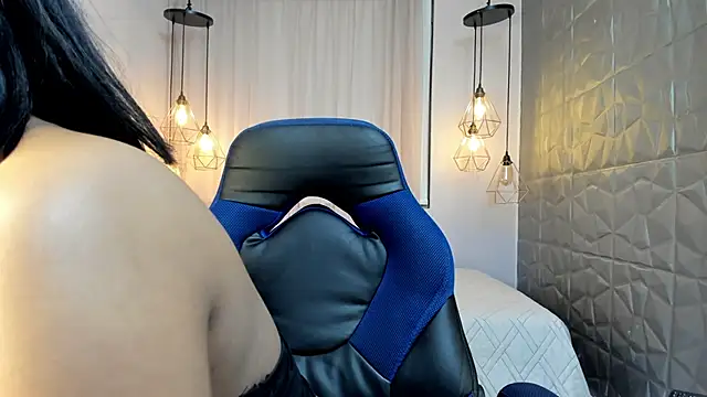 MADDY MAGIC online show from December 2025 08:04:02 PM