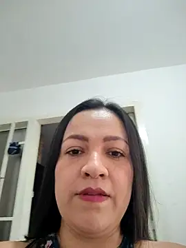 LindaSalo33 online show from October 2025 09:12:02 PM