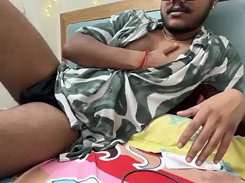 YourBlackBull online show from October 2025 07:37:01 PM