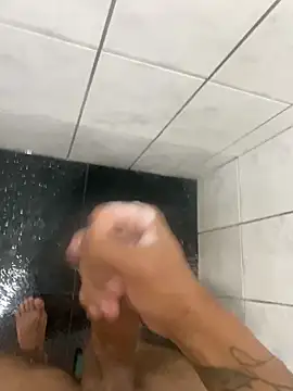 Juninjr12 online show from March 2026 01:25:01 AM