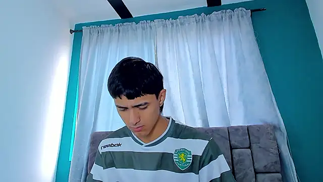 Snapshot of Anthony_carter chatting on December 2025 01:29:02 PM Anthony carter online show from December 2025 01:29:02 PM