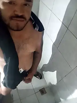 Snapshot of NatanSouza03 chatting on October 2025 07:11:01 PM NatanSouza03 online show from October 2025 07:11:01 PM