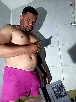 Snapshot of NatanSouza03 chatting on October 2025 07:46:02 PM NatanSouza03 online show from October 2025 07:46:02 PM