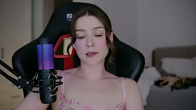 WowHelloAlice online show from March 2026 10:38:01 PM