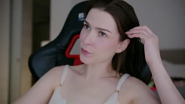 WowHelloAlice online show from March 2026 11:28:02 PM