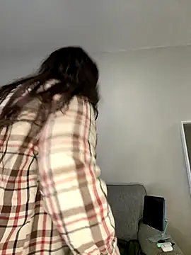 BrattyKrystal online show from October 2025 04:18:01 PM