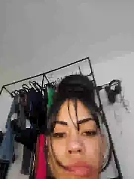 Snapshot of thaliacangri chatting on November 2025 12:26:01 PM thaliacangri online show from November 2025 12:26:01 PM