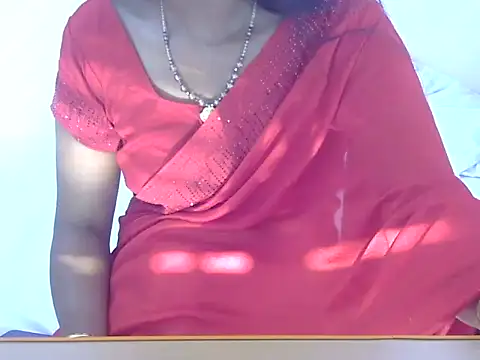 Snapshot of Laila_Cute chatting on March 2026 03:22:02 AM Laila Cute online show from March 2026 03:22:02 AM