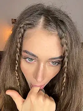 Snapshot of Malasantababy chatting on October 2025 07:19:02 AM Malasantababy online show from October 2025 07:19:02 AM