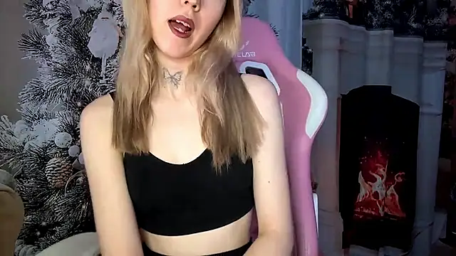 Snapshot of Jerrieberry chatting on December 2025 01:38:02 PM Jerrieberry online show from December 2025 01:38:02 PM