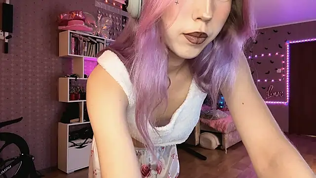 Jerrieberry online show from December 2025 02:46:01 PM