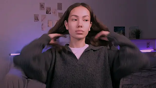 branchwithflowerss online show from December 2025 07:28:01 AM