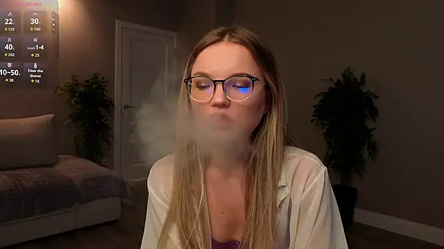 JulieLupo online show from January 2026 06:05:02 AM