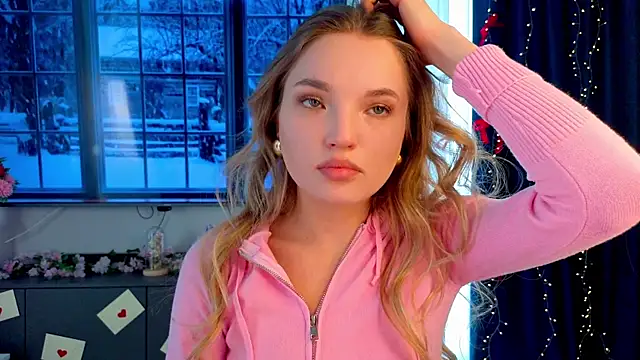 JulieLupo online show from February 2026 06:13:01 AM