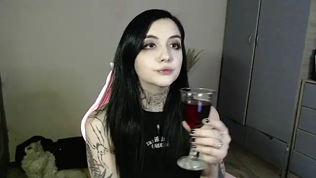 Rin andersonn online show from November 2025 05:44:01 PM