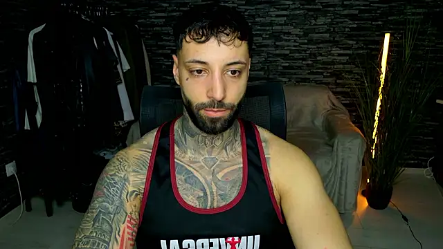 MasculineGuy99 online show from March 2026 07:20:01 PM