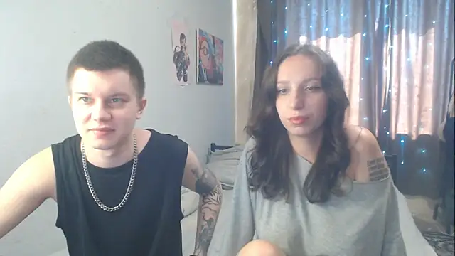 Snapshot of Mark_and_Wendy chatting on June 2026 08:09:02 AM Mark and Wendy online show from June 2026 08:09:02 AM