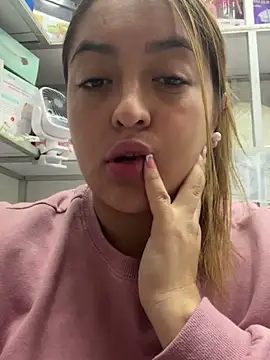 itsgianna online show from October 2025 05:03:01 PM