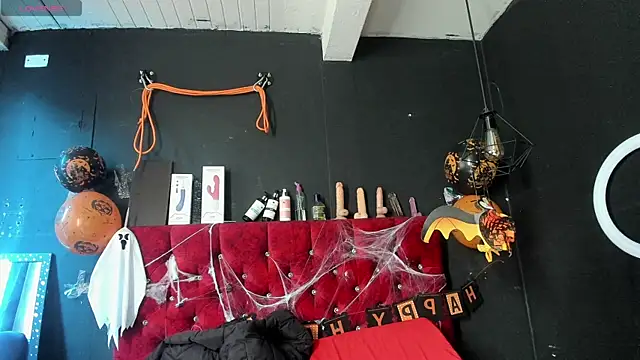 Cony l online show from October 2025 03:57:02 PM