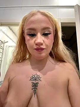 RollDolls online show from October 2025 05:13:01 AM