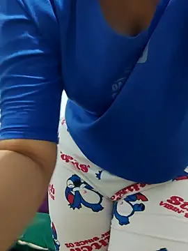 Rihame07 online show from November 2025 10:43:02 PM