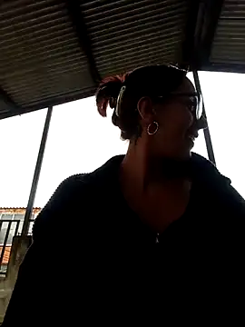 Jade 1-9 online show from January 2026 04:32:02 PM